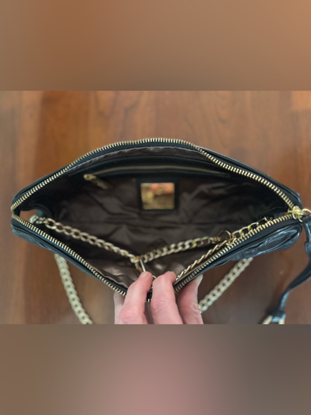 Vintage Kooba Oversized Leather Barrel Clutch w/ Wristlet & Removable Chain - Picture 6 of 10